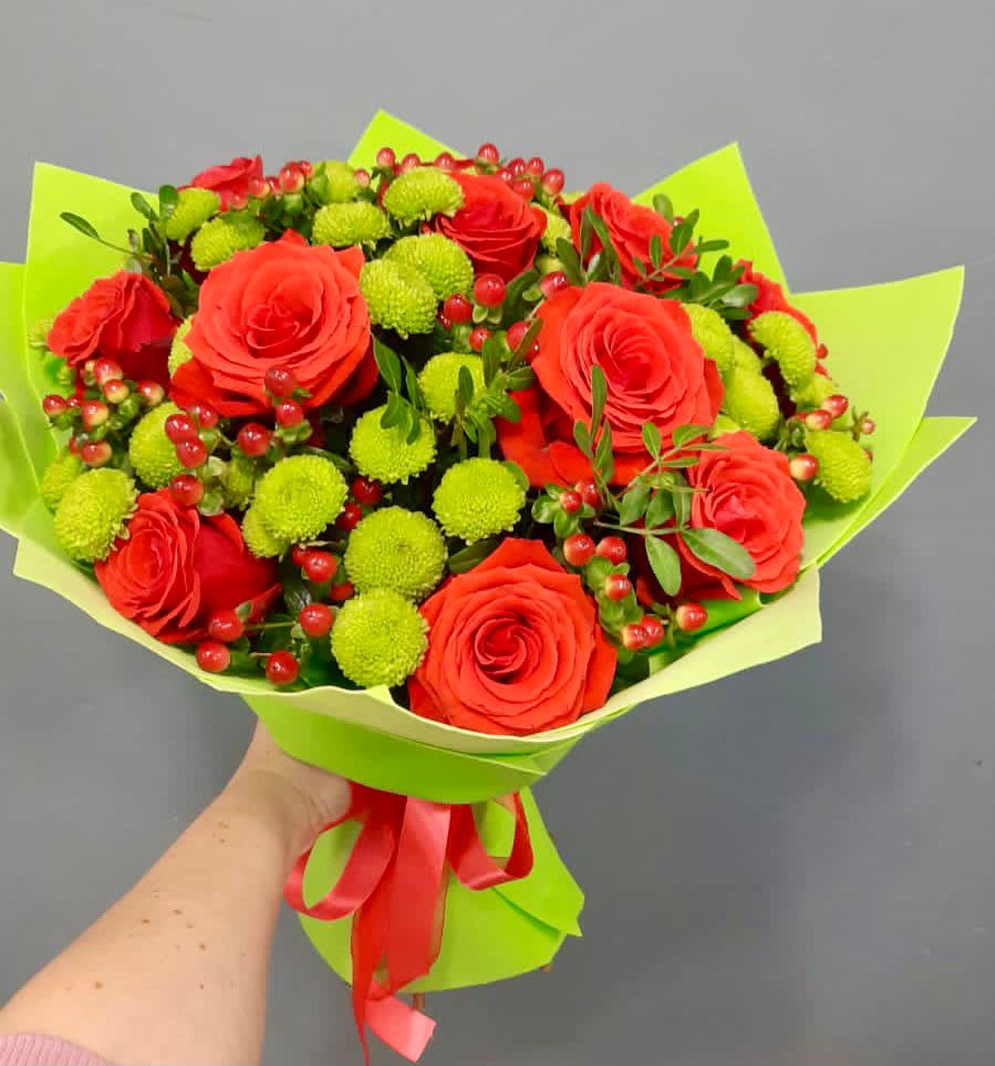 Букет цветов из: Хризантемы и Розы в Костенках