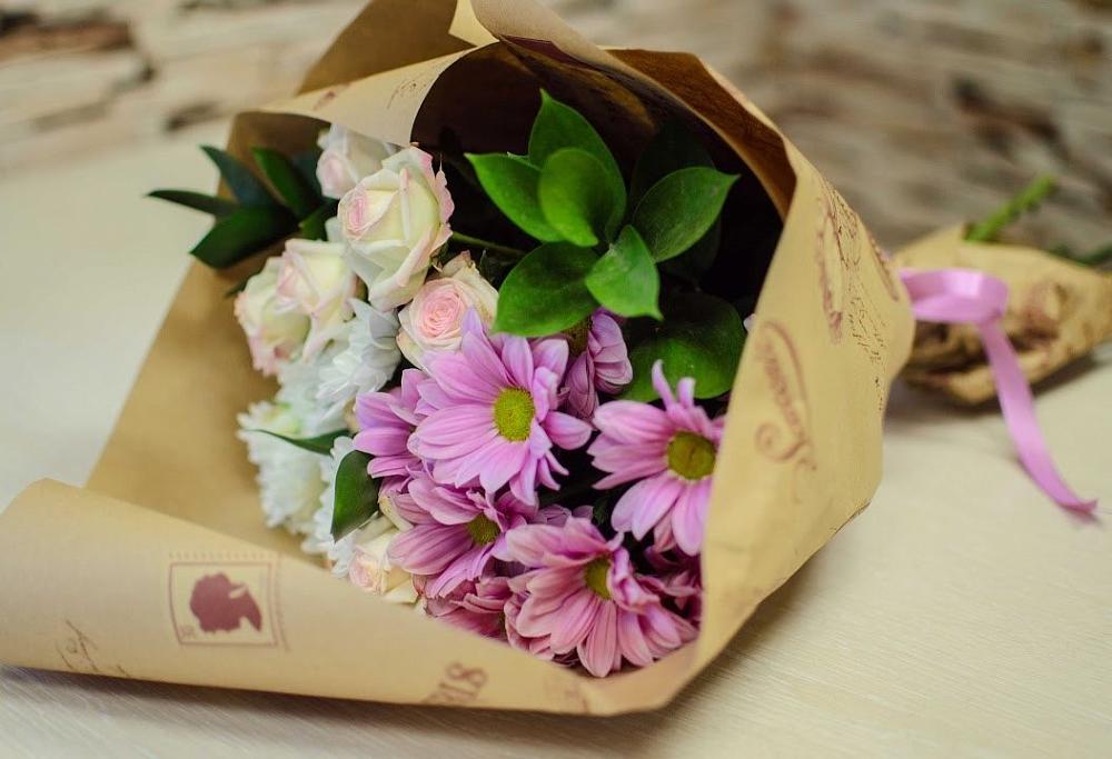 Букет цветов из: Розы и Хризантемы в Костенках