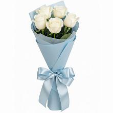 Букет 5 Белых роз Проуд в Костенках