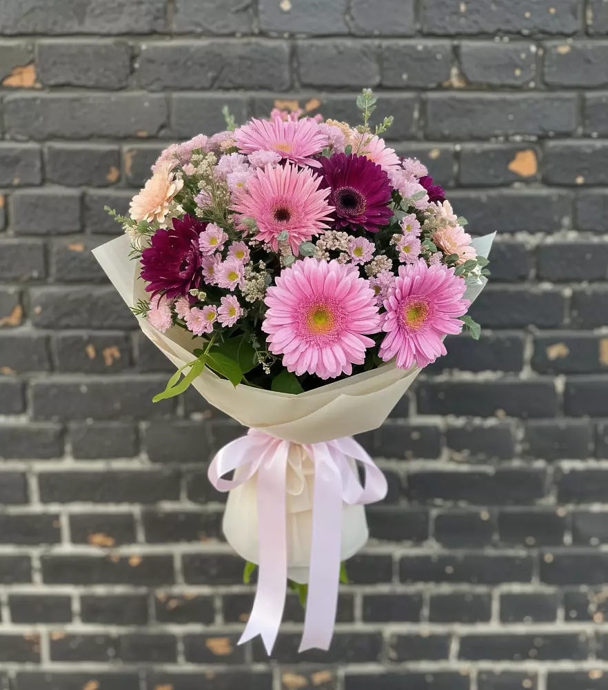 Букет цветов из: Герберы и Хризантемы в Костенках