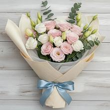 Букет цветов из:  Лизиантусы #REPLACE_PRED# Костенках