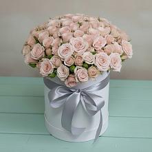 Цветочная композиция из Розы в шляпной коробке в Костенках