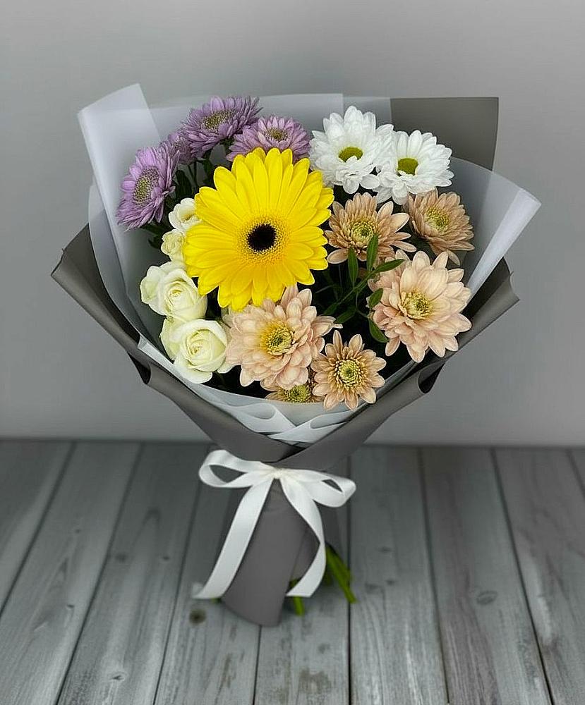 Букет цветов из: Розы, Герберы и Хризантемы в Костенках