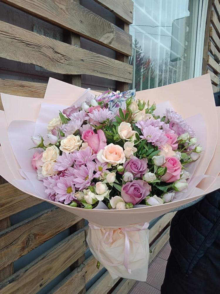 Букет цветов из: Розы и Хризантемы в Костенках