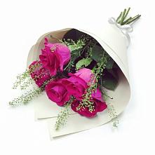 Букет цветов из:  Розы в Костенках