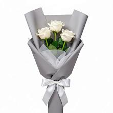 Букет 3 белые розы в Костенках