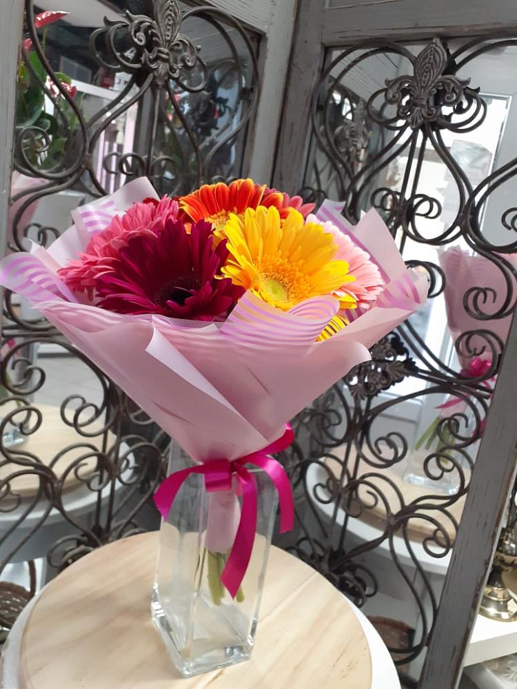 Букет цветов из: Герберы в Костенках