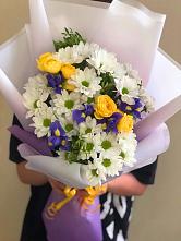 Букет цветов из:  Ирисы, Хризантемы и Розы #REPLACE_PRED# Костенках