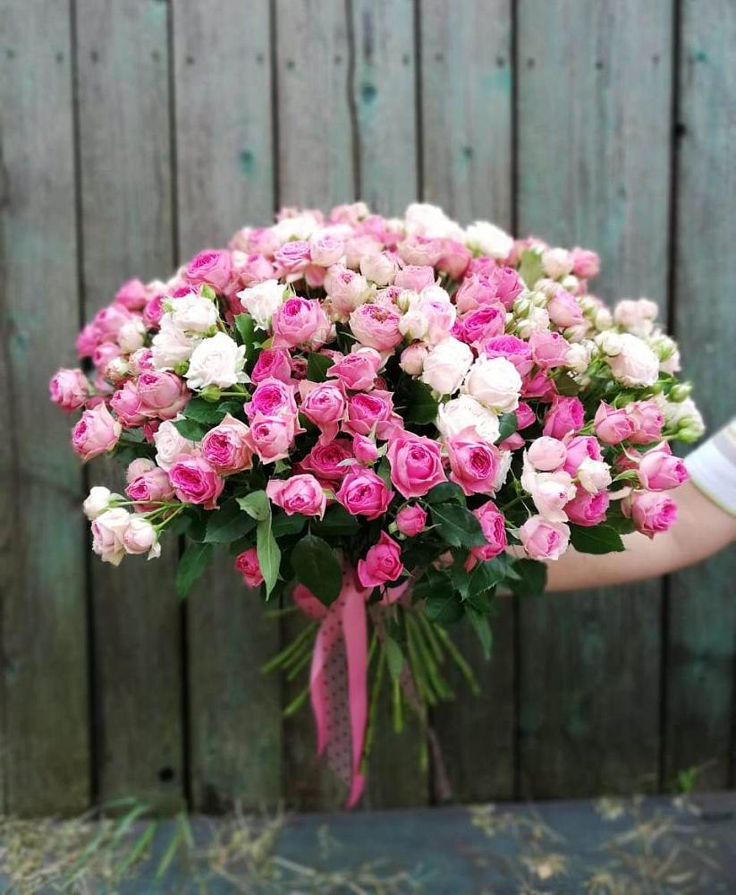 Букет Розовые кустовые розы Натали и Лав Лидия в Костенках