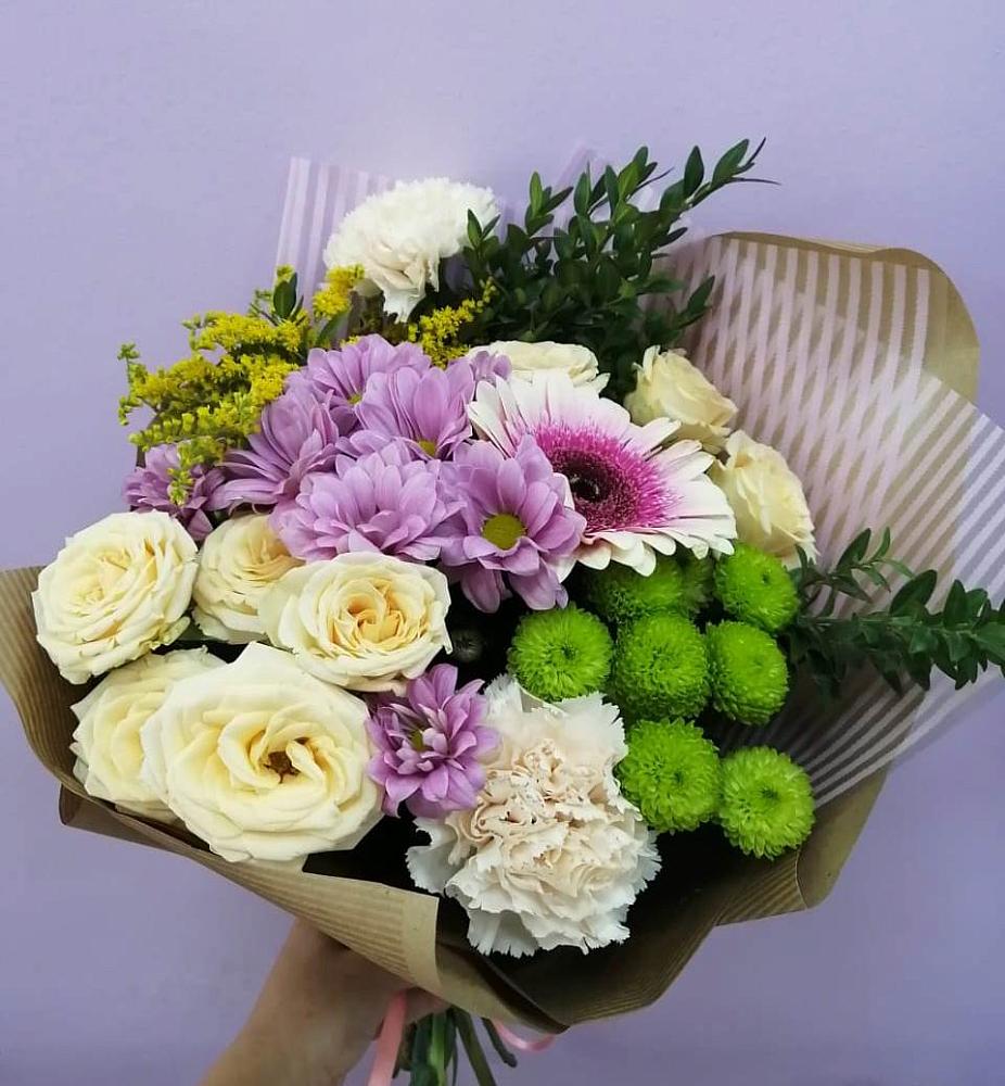 Букет цветов из: Хризантемы, Розы, Гвоздики и Герберы в Костенках