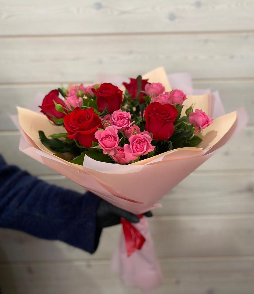 Букет цветов из: Розы в Костенках
