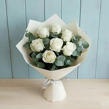 Букет Белые розы в Эвкалипте в Костенках