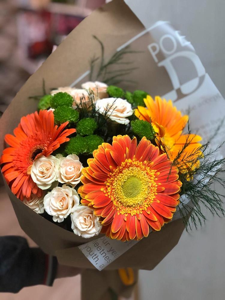 Букет цветов из: Герберы, Хризантемы и Розы в Костенках