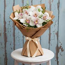 Букет цветов из:  Орхидеи и Розы в Костенках