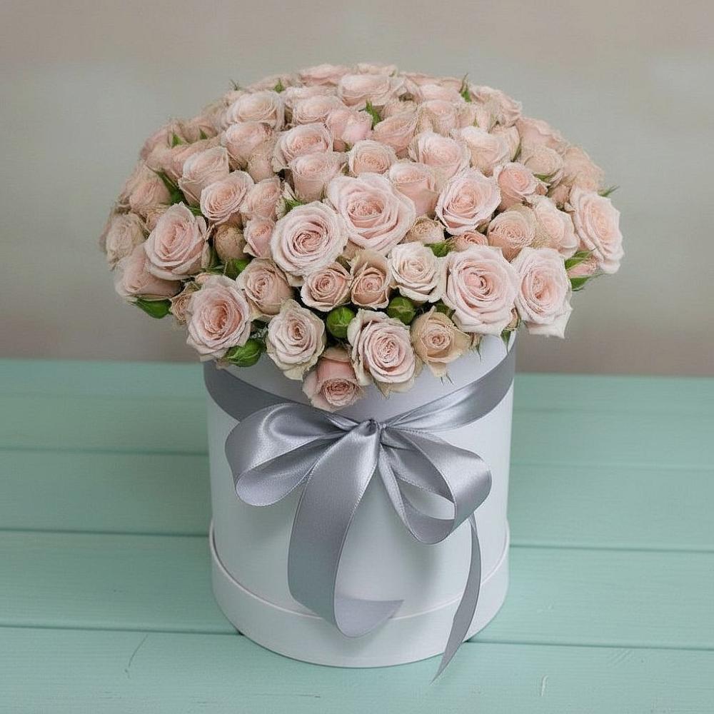 Цветочная композиция из Розы в шляпной коробке в Костенках